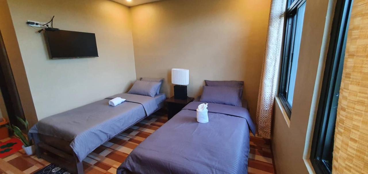 West Atlantic Inn Concepcion  外观 照片